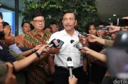 Luhut Ajak Sejumlah Profesor Godok Revisi UU Minerba