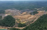 Pembahasan Revisi UndangUndang Minerba Kembali Molor