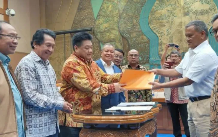 Daftar Masalah Revisi UU Minerba Kembali Diserahkan ke DPR, Kemenperin Masih Belum Sepakat