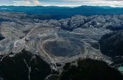 Luhut Revisi UU Minerba bukan Demi Freeport dan Newmont