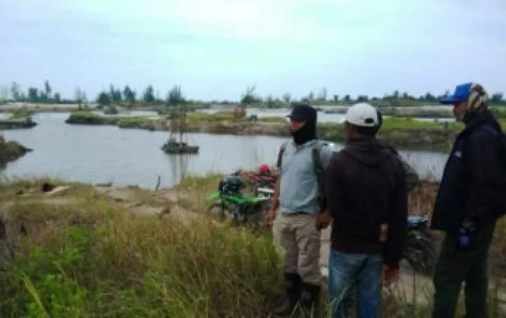 Pelaku Tambang Ilegal Kolong Kuarsa Rambah Hutan Lindung