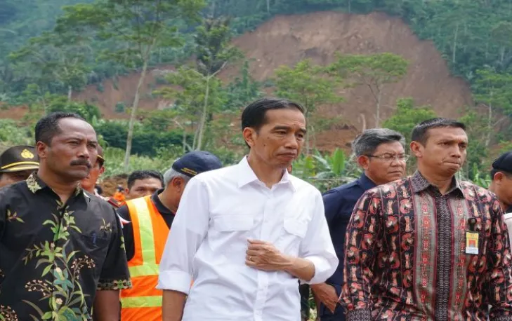 REVIEW: Jokowi Turun Tangan Selesaikan Kasus Freeport