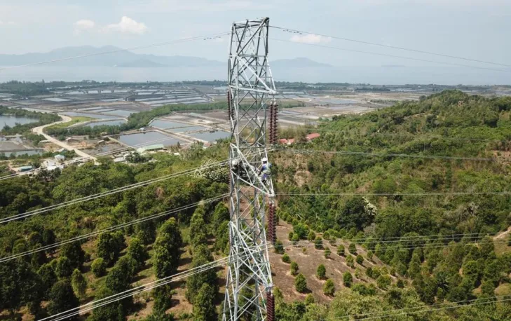 Sistem Kelistrikan Sulselrabar Terhubung Tahun Depan