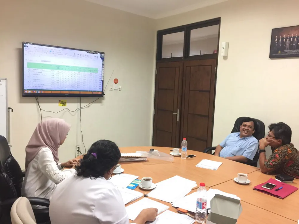 Gallery Rapat Lanjutan RSKKNI & PPSDM Geologi, Mineral dan Batu Bara - Kementerian ESDM terkait Pemetaan Tujuan dan Fungsi Operator Industri Pengolahan dan Pemurnian - Bandung170317 3 whatsapp_image_2017_03_17_at_08_05_31